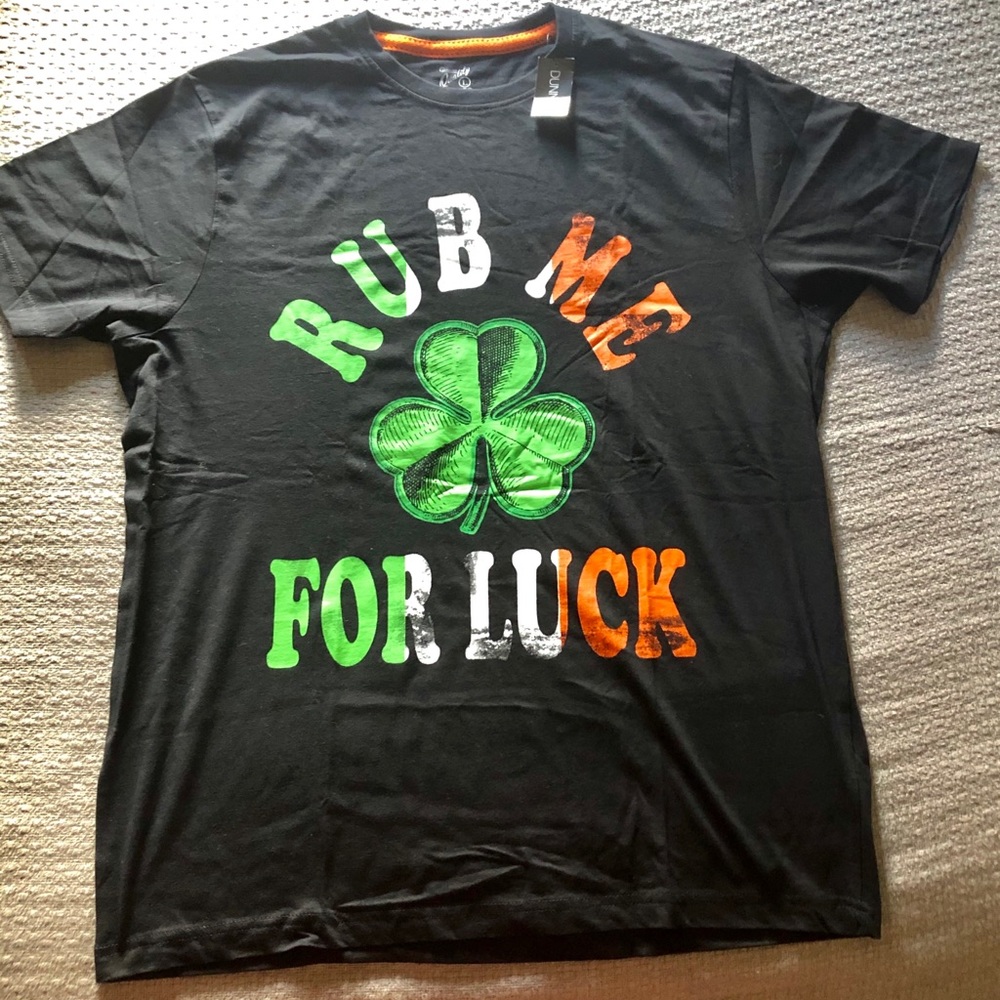 🔴3 For $30“Rub Me For Luck” Unisex T Tricolor